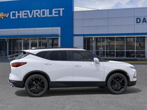 2025 Chevrolet Blazer LT