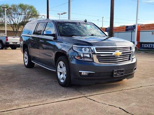 Shadow Gray Metallic 2019 Chevrolet Suburban Premier