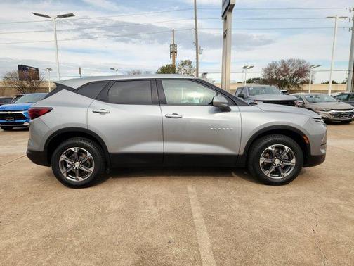 2025 Chevrolet Blazer LT
