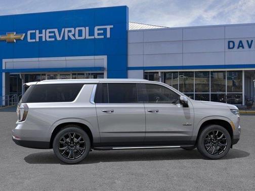 Sterling Gray Metallic 2026 Chevrolet Suburban LT