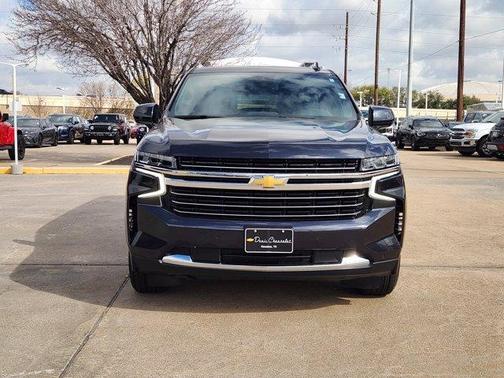 2024 Chevrolet Suburban LT