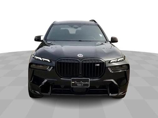 2023 BMW X7 M60i