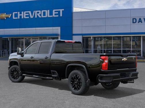 2025 Chevrolet Silverado 3500 LT