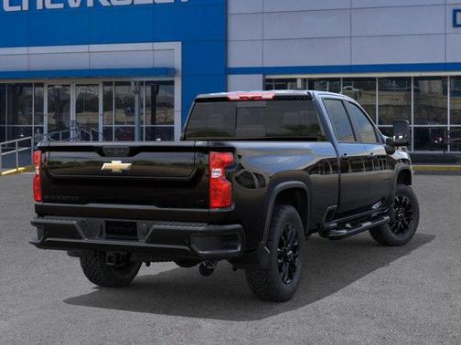 2025 Chevrolet Silverado 3500 LT