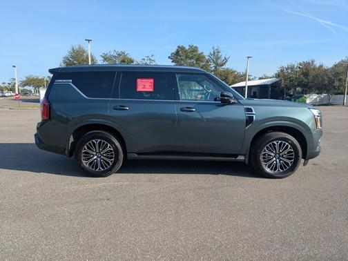 2025 Nissan Armada SL