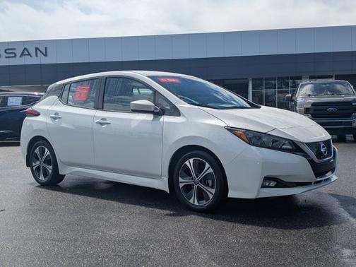 2022 Nissan Leaf SV