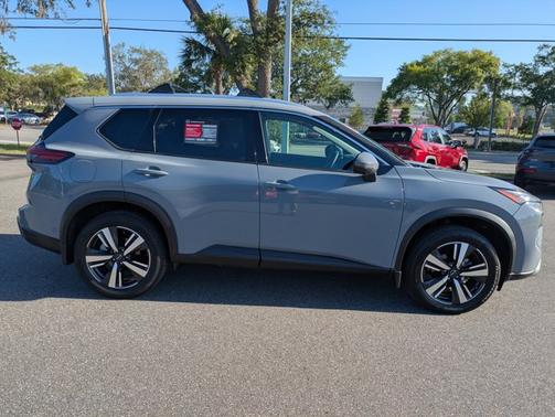 2024 Nissan Rogue SL