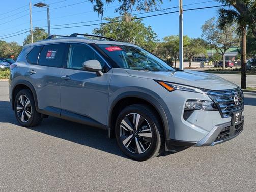 2024 Nissan Rogue SL