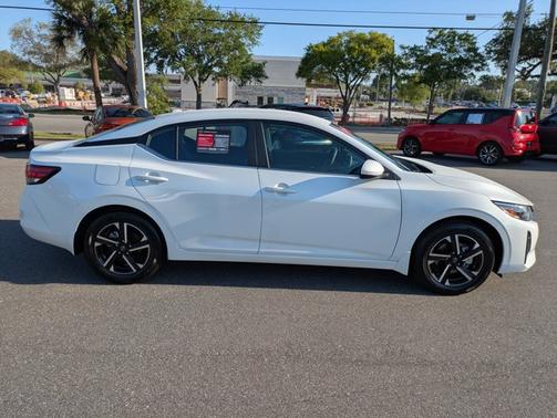 2025 Nissan Sentra SV