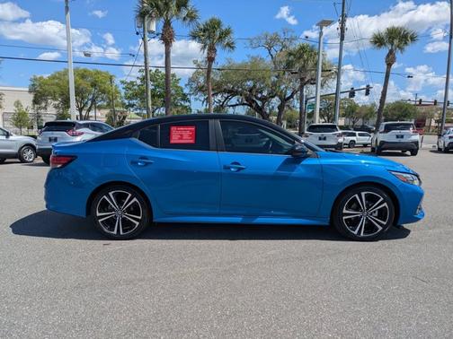 2 Tone Blue / Black Roof 2023 Nissan Sentra SR
