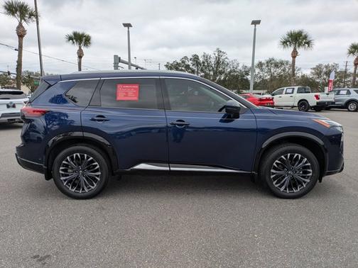 2024 Nissan Rogue Platinum