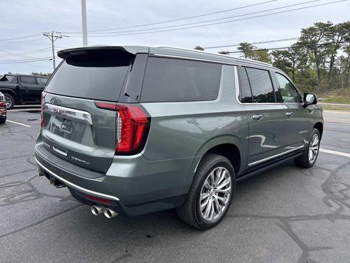 Frost 2023 GMC Yukon XL Denali