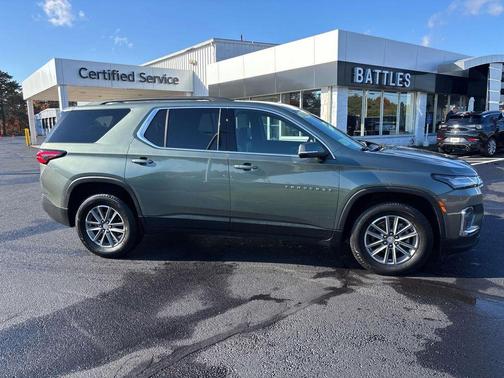 2023 Chevrolet Traverse LT Leather