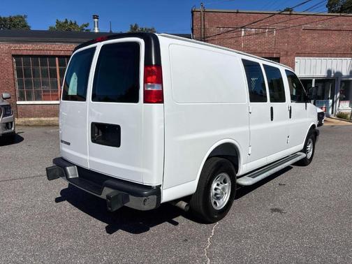 Summit White 2025 Chevrolet Express 2500 Work Van