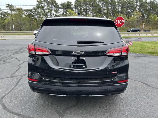 Mosaic Black Metallic 2024 Chevrolet Equinox RS