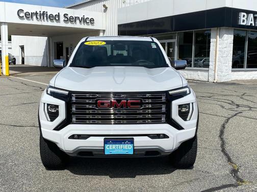 2023 GMC Canyon Denali