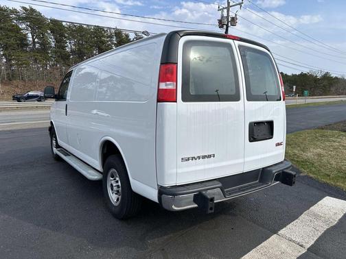 2024 GMC Savana 2500 Work Van