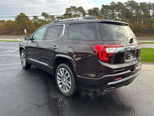 2021 GMC Acadia Denali
