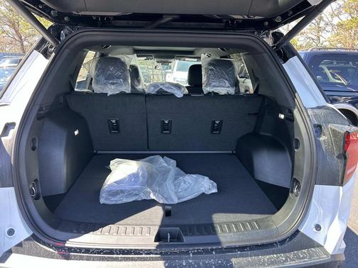 Summit White 2026 GMC Terrain Elevation