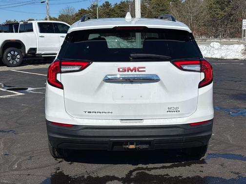 2022 GMC Terrain SLE