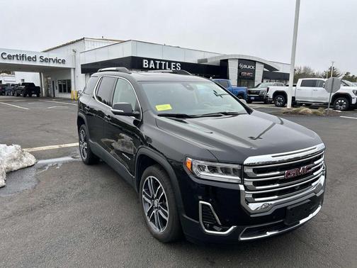 2023 GMC Acadia SLT