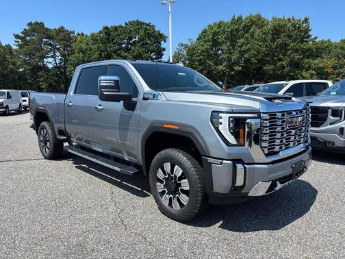 2025 GMC Sierra 2500 Denali