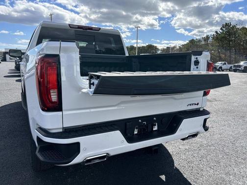 Summit White 2026 GMC Sierra 1500 AT4