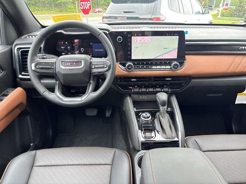 2025 GMC Canyon AT4
