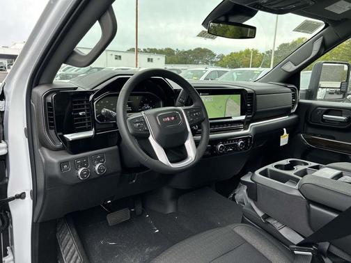 Summit White 2026 GMC Sierra 2500 SLE