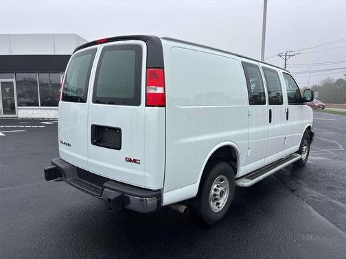 2024 GMC Savana 2500 Work Van