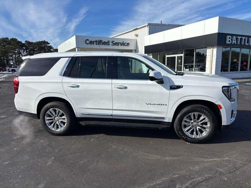 2024 GMC Yukon SLT