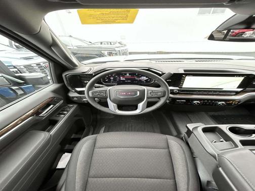 2026 GMC Sierra 2500 SLE