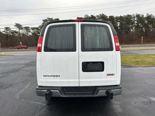 2024 GMC Savana 2500 Work Van
