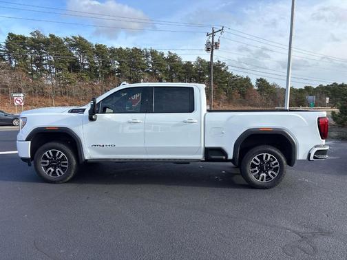 2023 GMC Sierra 2500 AT4