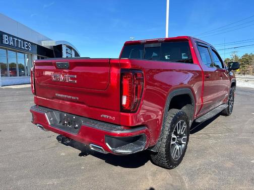 2024 GMC Sierra 1500 AT4