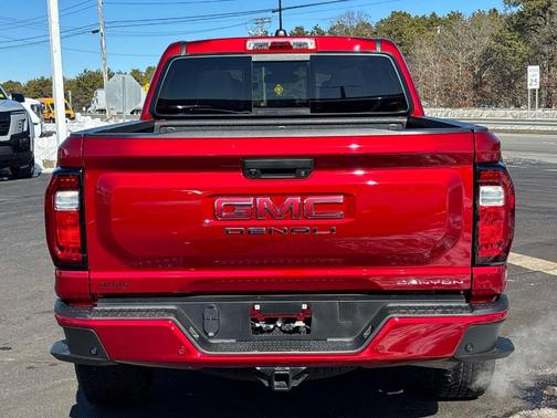 2023 GMC Canyon Denali