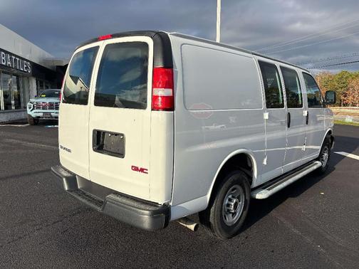2024 GMC Savana 2500 Work Van