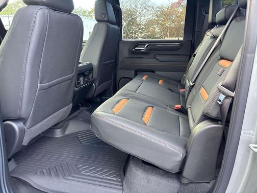 2026 GMC Sierra 2500 AT4