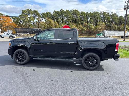 2022 GMC Canyon Denali