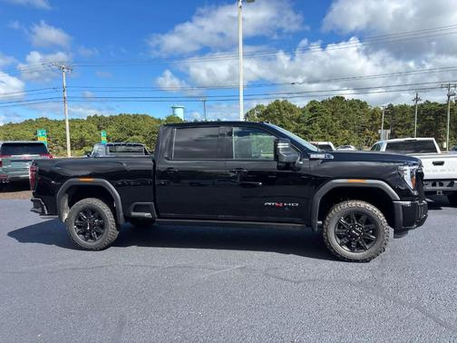 2026 GMC Sierra 2500 AT4