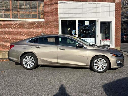 2024 Chevrolet Malibu LT