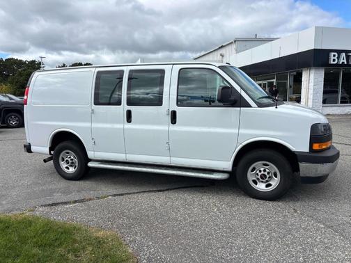 2023 GMC Savana 2500 Work Van
