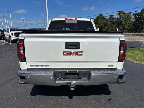 White Frost Tri-Coat 2018 GMC Sierra 1500 SLT