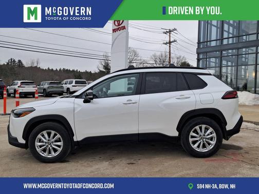 2026 Toyota Corolla Cross LE