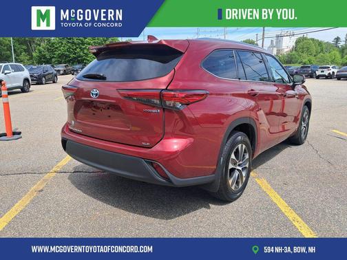 Ruby Flare Pearl 2021 Toyota Highlander Hybrid XLE