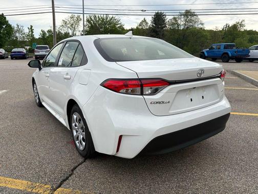 Ice Cap 2026 Toyota Corolla LE
