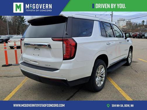 White Frost Tricoat 2021 GMC Yukon SLT
