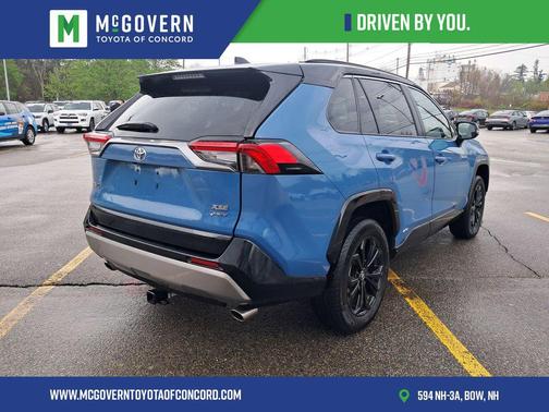 Cavalry Blue/Midnight Black Metallic 2025 Toyota RAV4 Hybrid SE