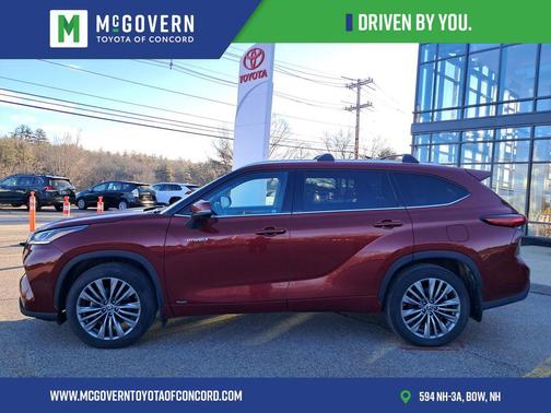 2021 Toyota Highlander Hybrid Platinum