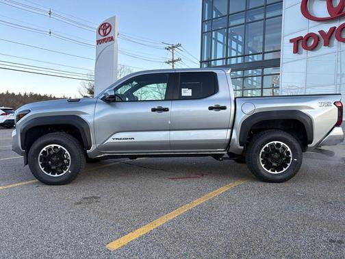 2025 Toyota Tacoma Hybrid TRD Off Road